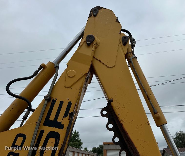 image for item OI9138 1996 New Holland 555E backhoe