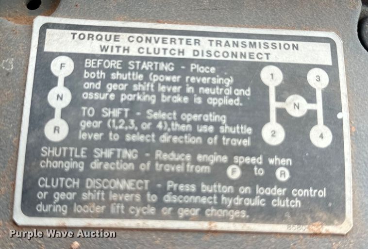 image for item OI9138 1996 New Holland 555E backhoe