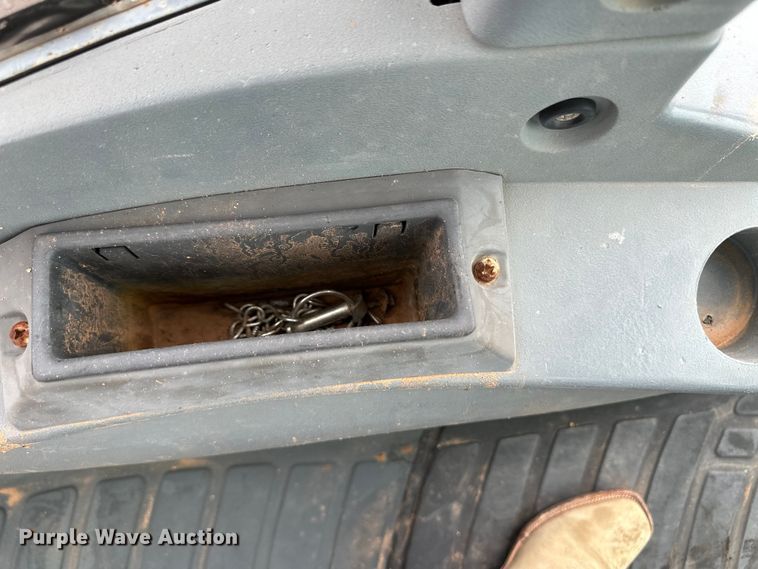 image for item OI9138 1996 New Holland 555E backhoe