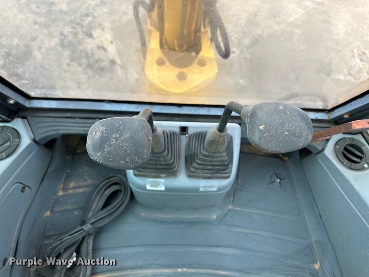 image for item OI9138 1996 New Holland 555E backhoe