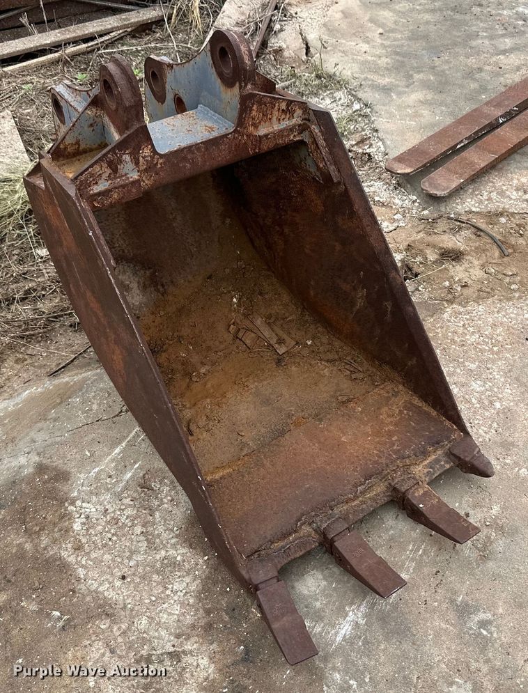 image for item OI9138 1996 New Holland 555E backhoe