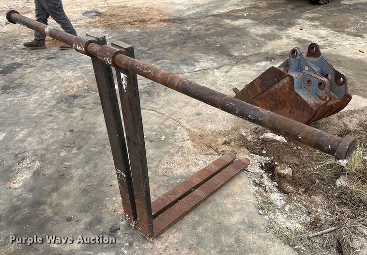 image for item OI9138 1996 New Holland 555E backhoe