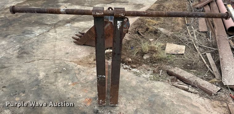 image for item OI9138 1996 New Holland 555E backhoe