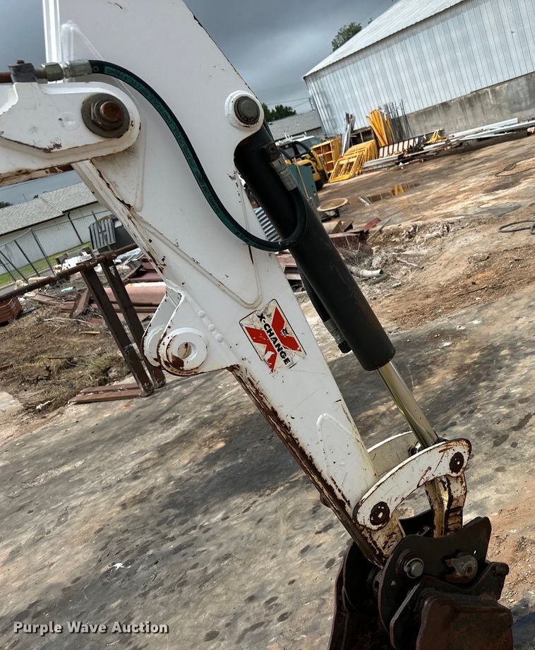 image for item OI9141 1999 Bobcat 331 mini excavator