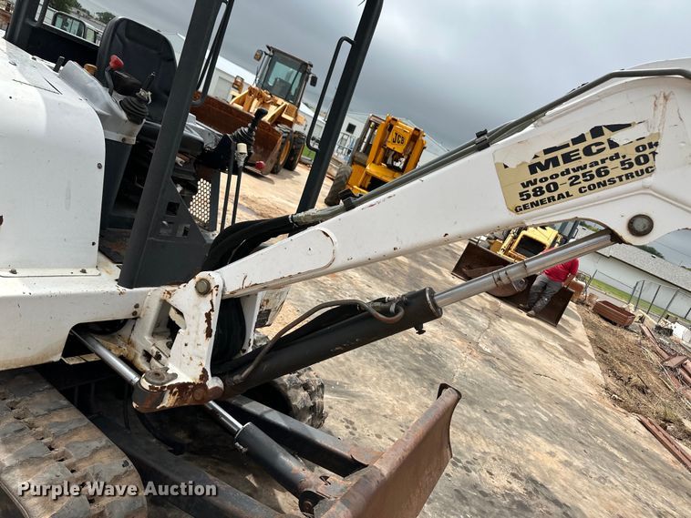 image for item OI9141 1999 Bobcat 331 mini excavator