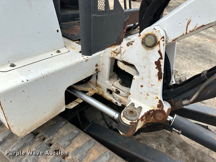 image for item OI9141 1999 Bobcat 331 mini excavator