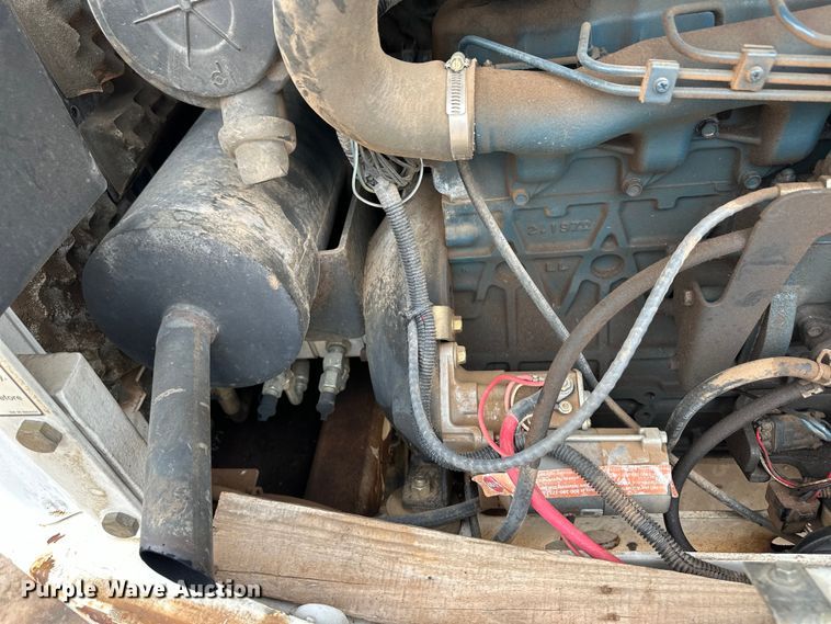 image for item OI9141 1999 Bobcat 331 mini excavator