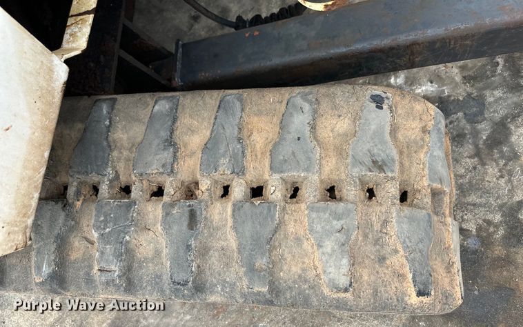 image for item OI9141 1999 Bobcat 331 mini excavator