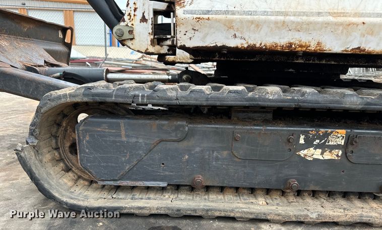 image for item OI9141 1999 Bobcat 331 mini excavator