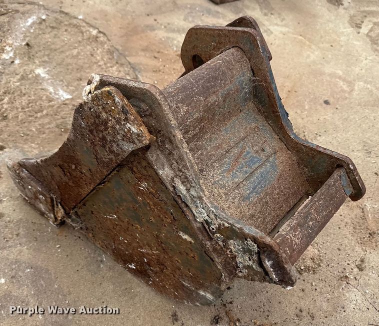 image for item OI9141 1999 Bobcat 331 mini excavator