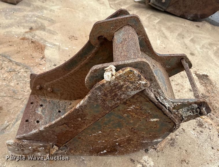 image for item OI9141 1999 Bobcat 331 mini excavator