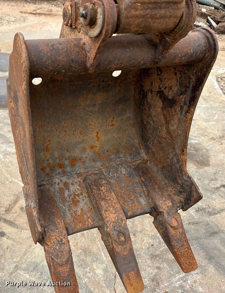 image for item OI9142 Yanmar B12 mini excavator