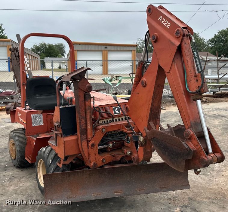 image for item OI9143 2000 Ditch Witch 3700 trencher