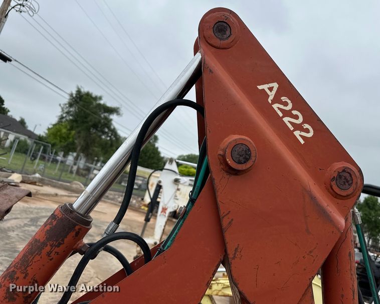 image for item OI9143 2000 Ditch Witch 3700 trencher