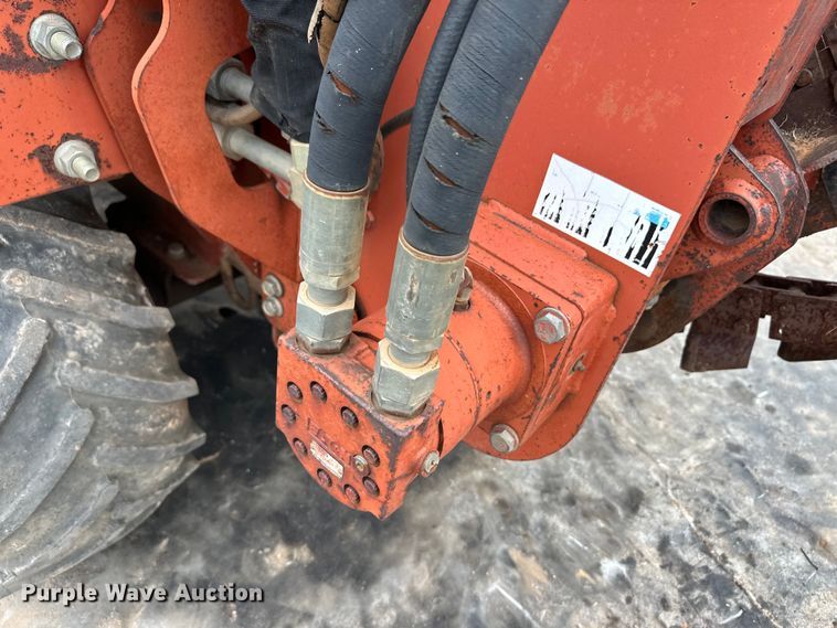 image for item OI9143 2000 Ditch Witch 3700 trencher
