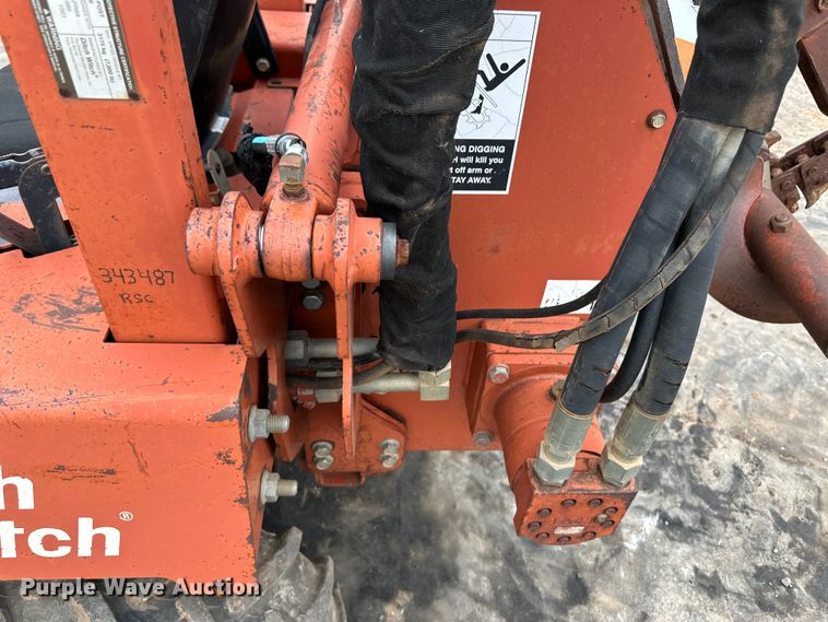 image for item OI9143 2000 Ditch Witch 3700 trencher