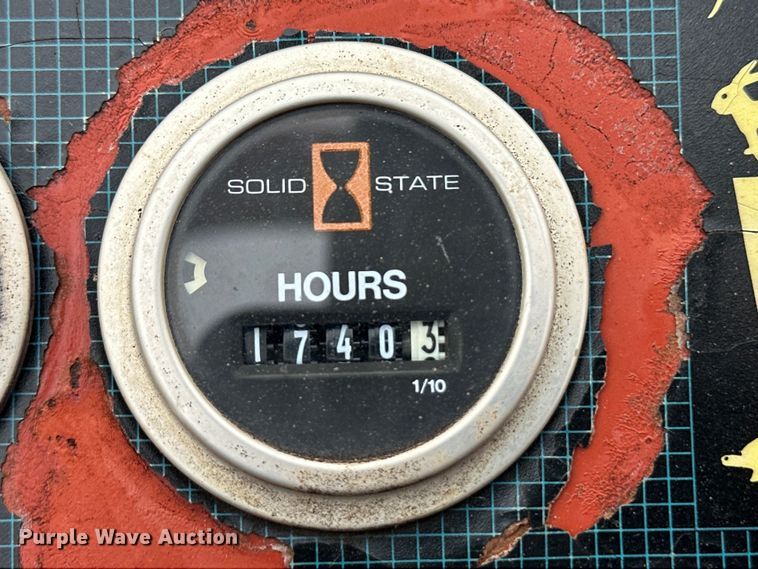 image for item OI9143 2000 Ditch Witch 3700 trencher