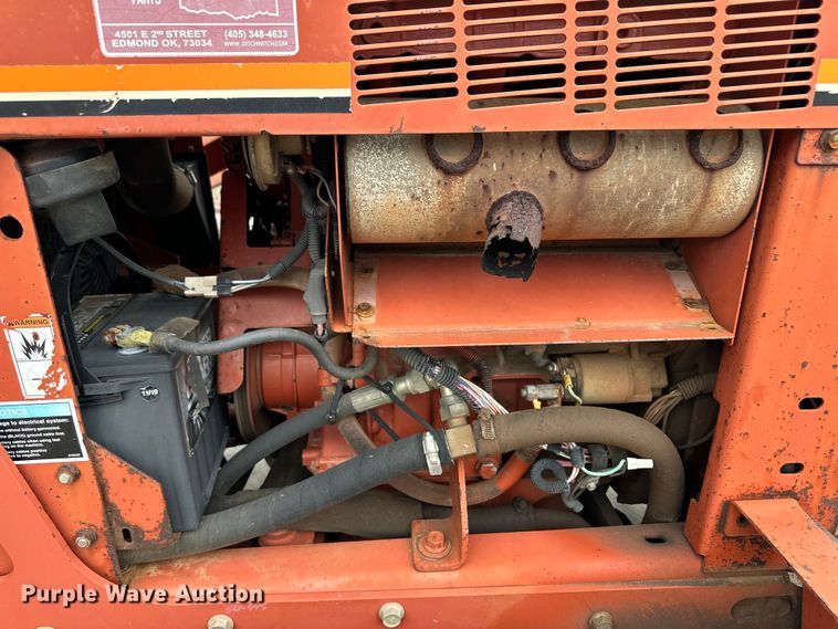 image for item OI9143 2000 Ditch Witch 3700 trencher