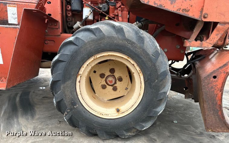 image for item OI9143 2000 Ditch Witch 3700 trencher