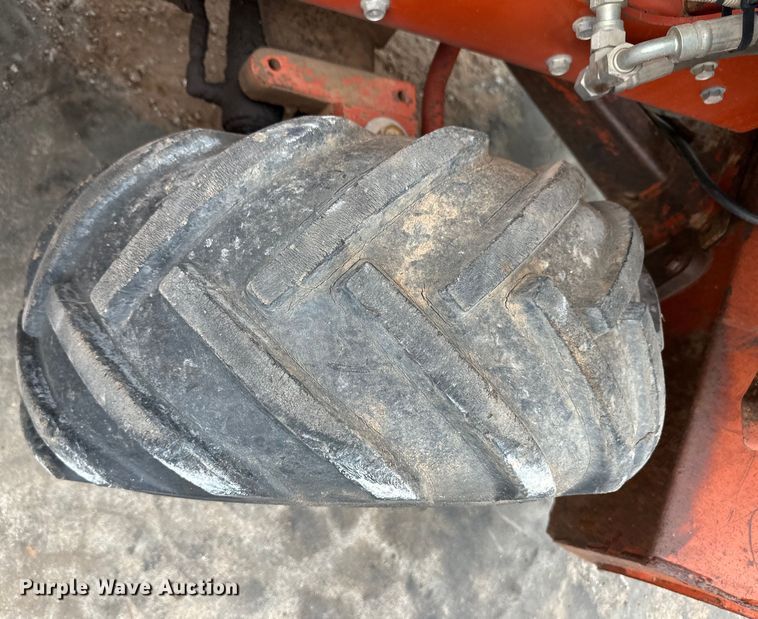 image for item OI9143 2000 Ditch Witch 3700 trencher