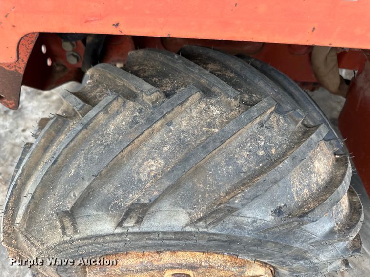 image for item OI9143 2000 Ditch Witch 3700 trencher