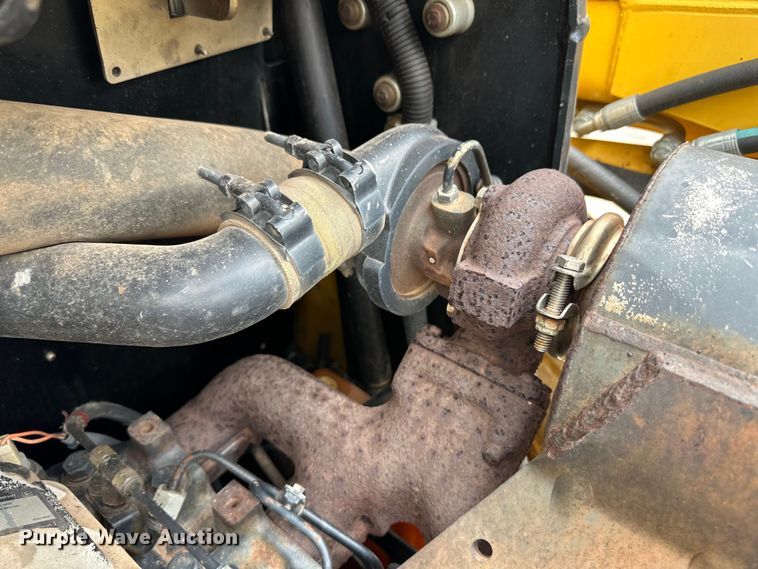 image for item OI9144 1999 John Deere 250 skid steer loader