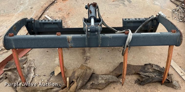 image for item OI9145 2011 Bobcat GRPL55 skid steer grapple