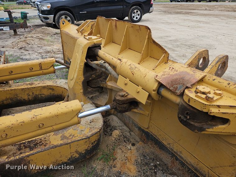 image for item OK9883 1998 Caterpillar  D5M LGP dozer