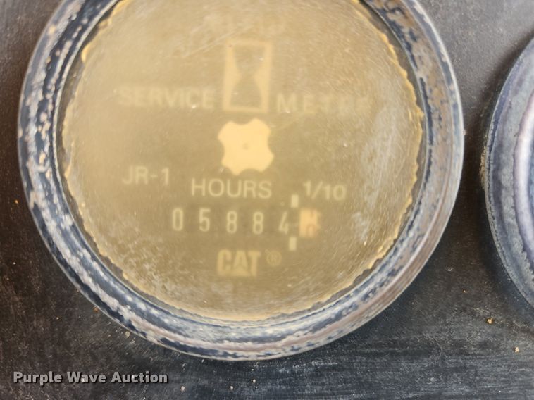 image for item OK9883 1998 Caterpillar  D5M LGP dozer