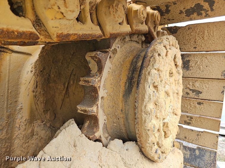 image for item OK9883 1998 Caterpillar  D5M LGP dozer