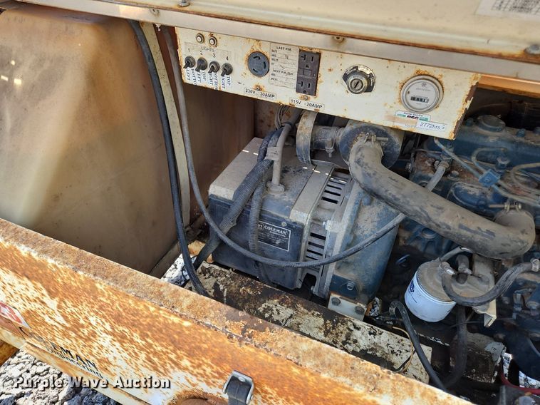 image for item OK9890 Coleman MH4000 light plant