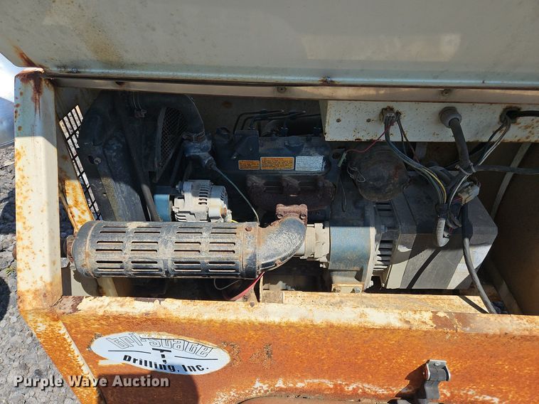 image for item OK9890 Coleman MH4000 light plant