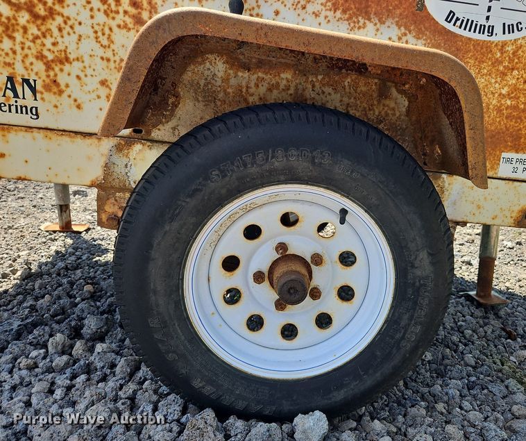 image for item OK9890 Coleman MH4000 light plant