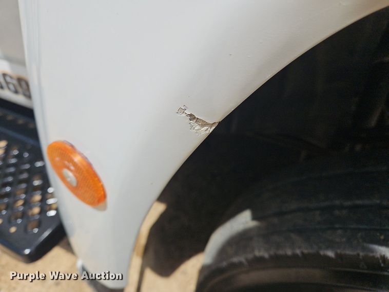 image for item OK9935 2004 Chevrolet  C5500  dump truck