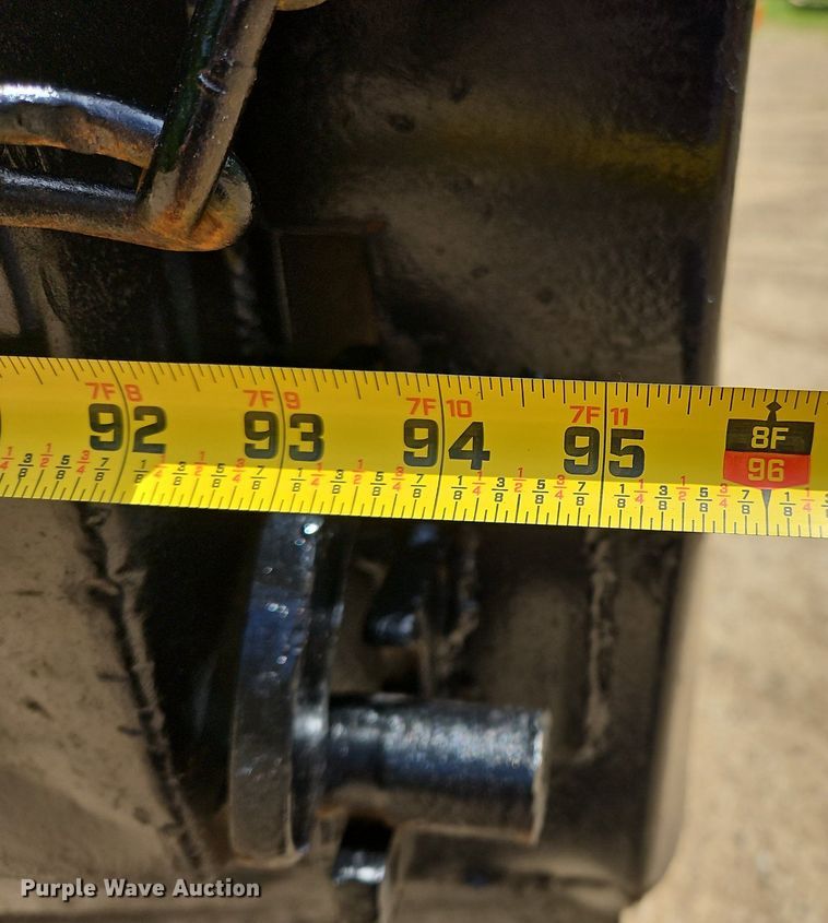 image for item OK9935 2004 Chevrolet  C5500  dump truck