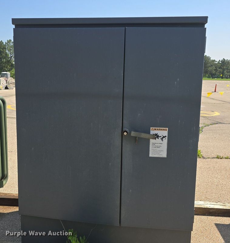 image for item DM1646 1989 Square D transformer 