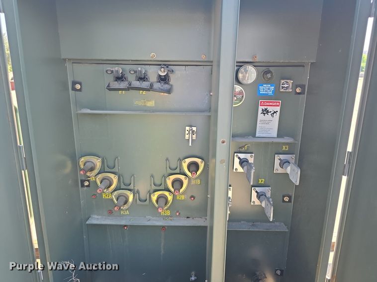 image for item DM1646 1989 Square D transformer 