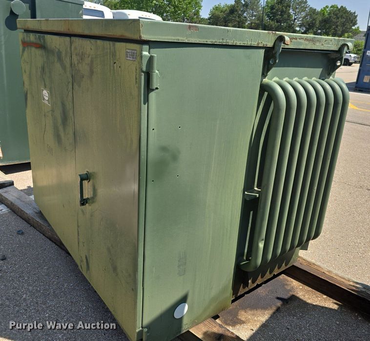 image for item DM1646 1989 Square D transformer 