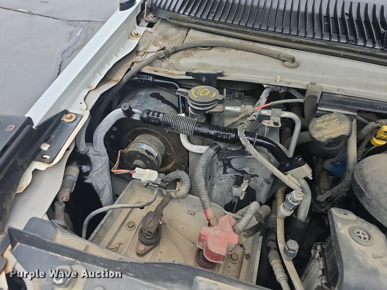 image for item DM1720 2009 Ford  E450 Super Duty  shuttle bus