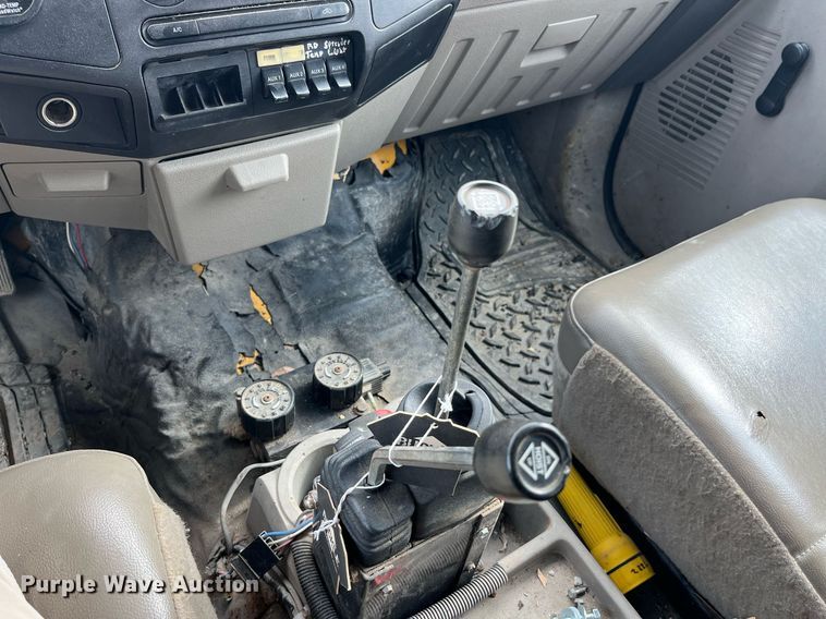 image for item DP2140 2008 Ford  F450 Super Duty XL dump flatbed truck