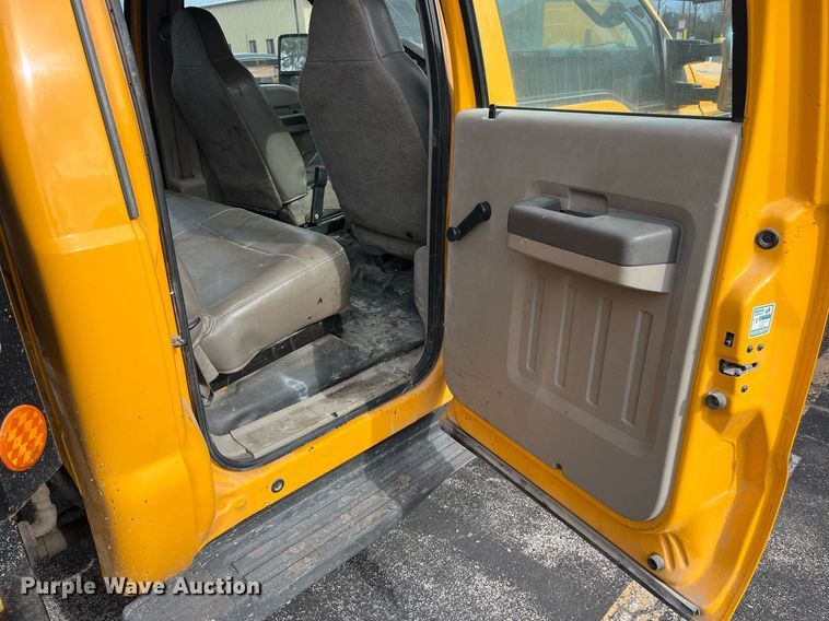 image for item DP2140 2008 Ford  F450 Super Duty XL dump flatbed truck