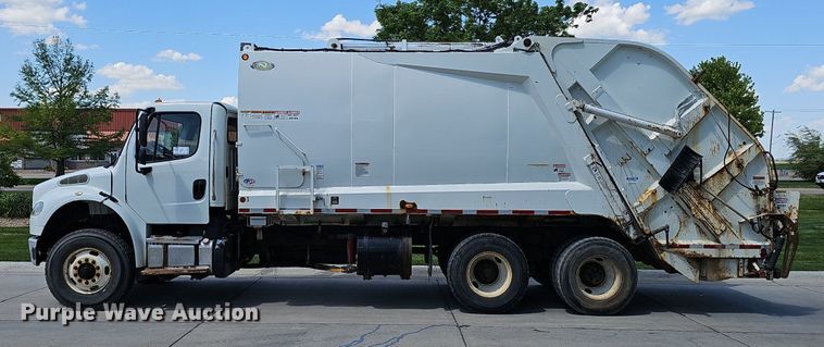 image for item DP6429 2013 Freightliner M2 refuse truck