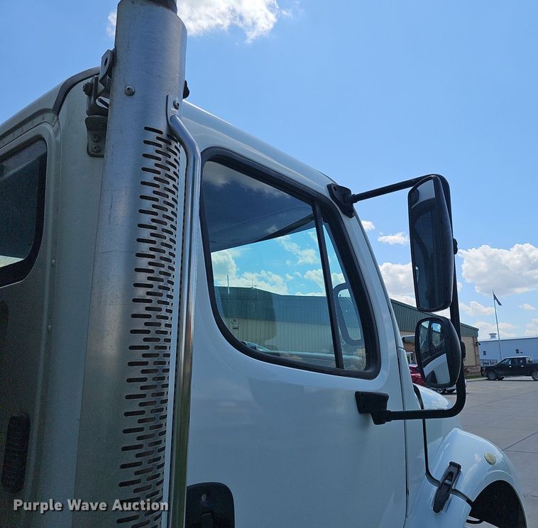 image for item DP6429 2013 Freightliner M2 refuse truck