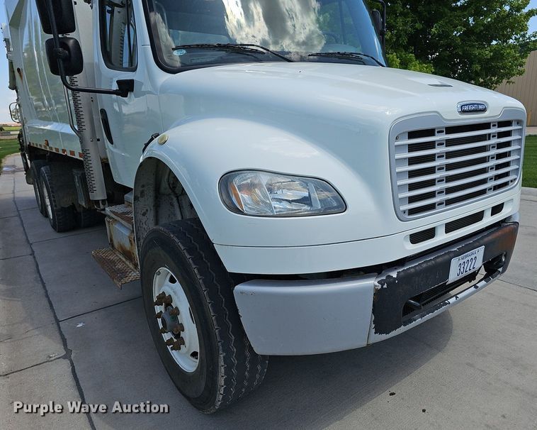 image for item DP6429 2013 Freightliner M2 refuse truck