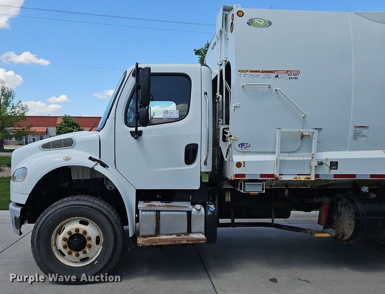 image for item DP6429 2013 Freightliner M2 refuse truck