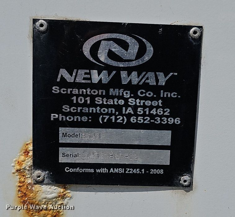 image for item DP6429 2013 Freightliner M2 refuse truck