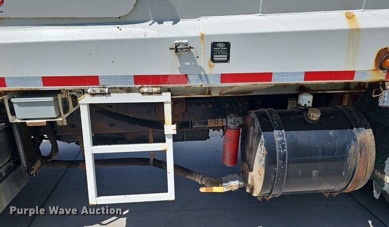 image for item DP6429 2013 Freightliner M2 refuse truck