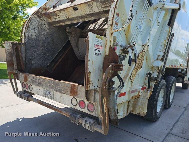 image for item DP6429 2013 Freightliner M2 refuse truck