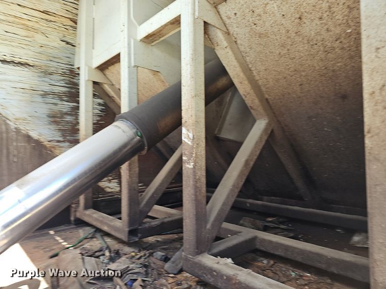 image for item DP6429 2013 Freightliner M2 refuse truck