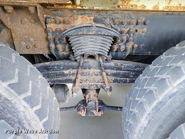 image for item DP6429 2013 Freightliner M2 refuse truck